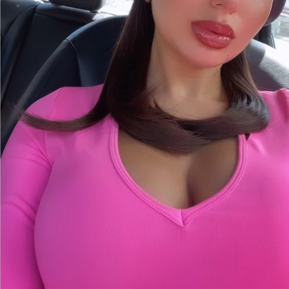 Helmut Lang V-Neck💕